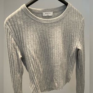 Aritzia Babaton cropped knit, gray, size medium